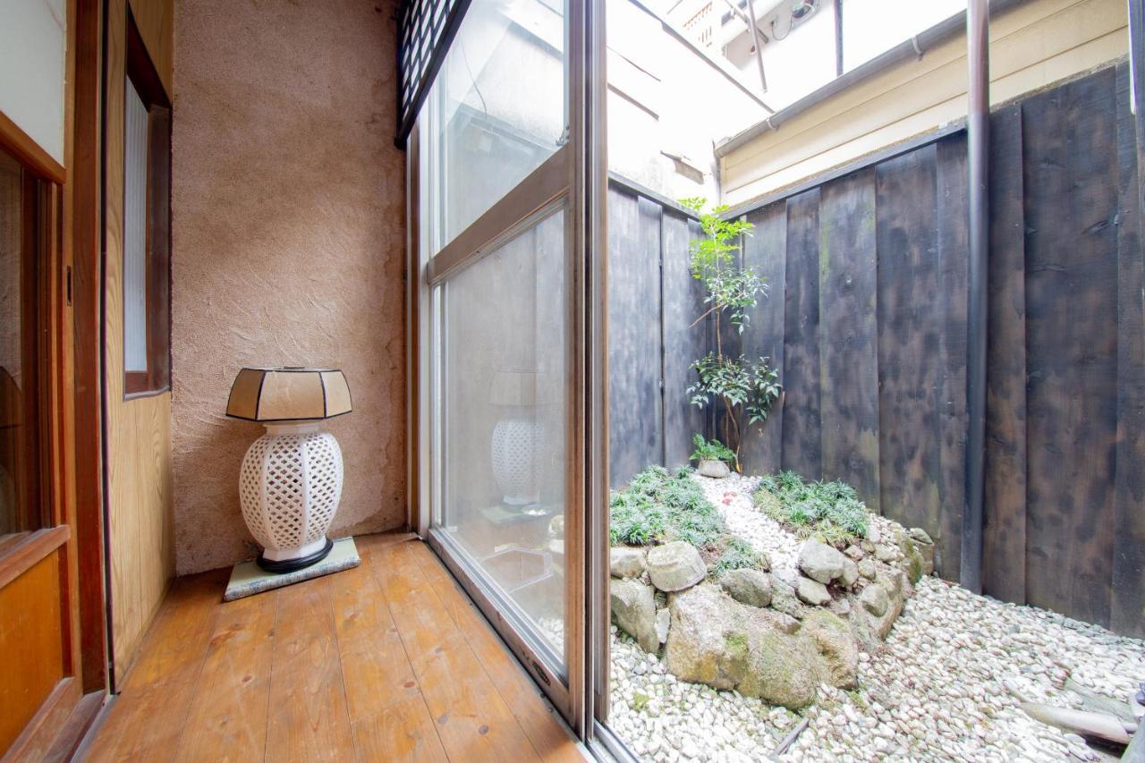 Bettei Rin 別邸 凛 Villa Kyoto Luaran gambar